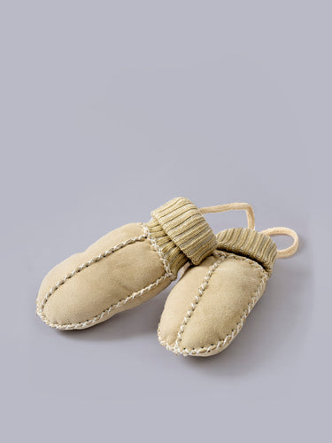 Babyhandschuhe aus Lammfell mit Strickbündchen