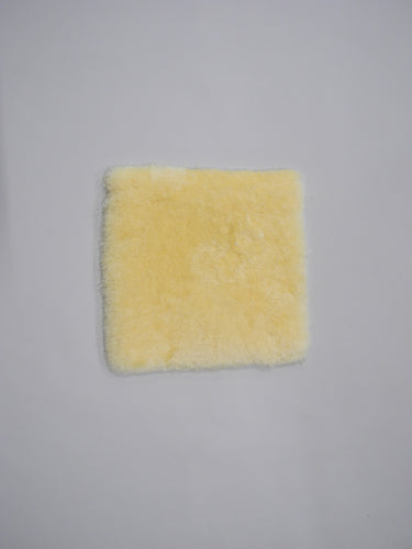 Sitzkissen aus Lammfell