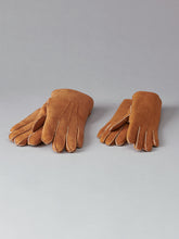 Laden Sie das Bild in den Galerie-Viewer, Fingerhandschuhe aus Lammfell