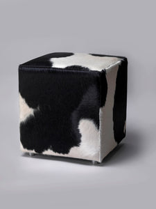 Hocker aus Kuhfell