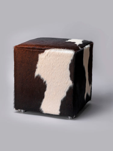 Hocker aus Kuhfell